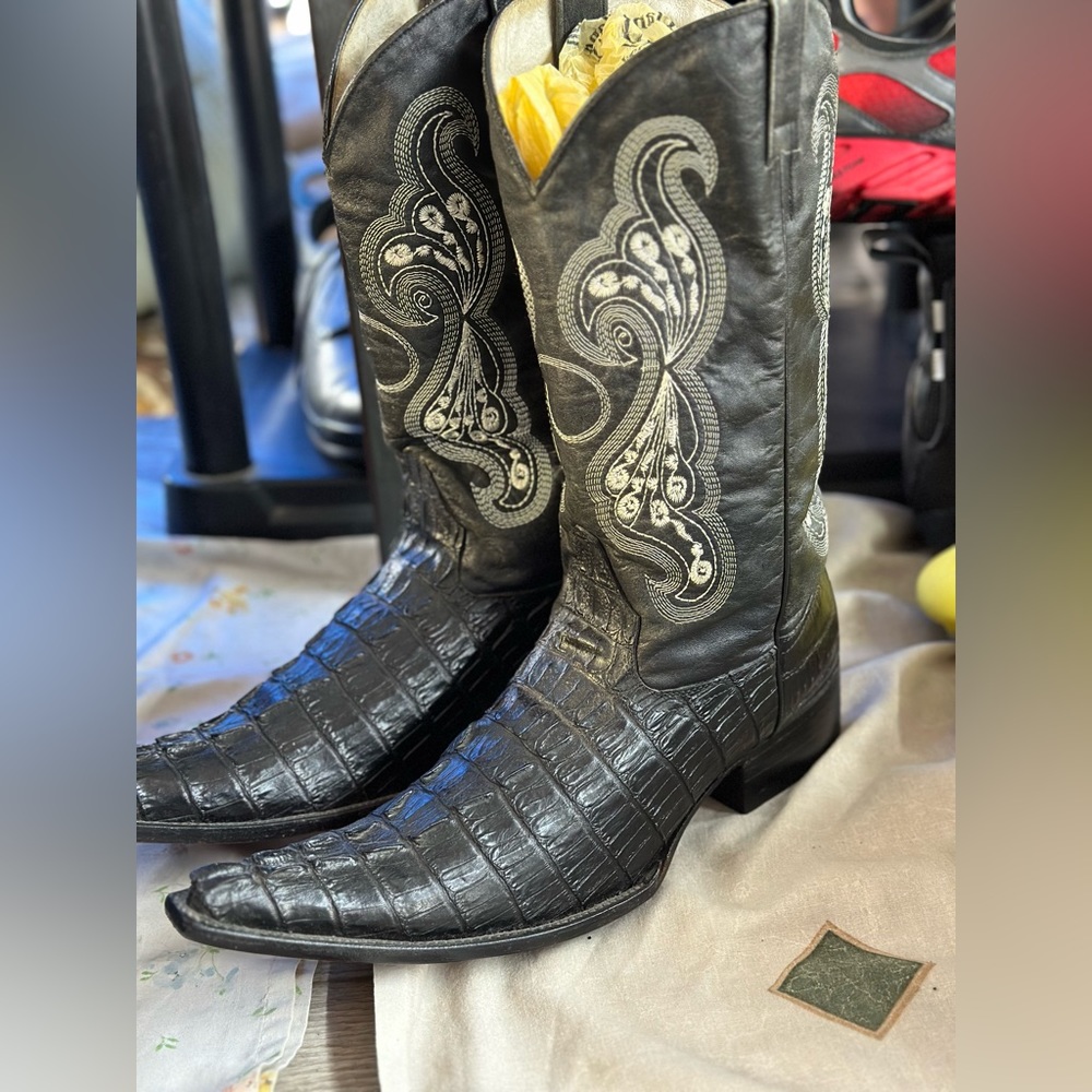 Black Embossed Leather Cowboy Boots - Men's Western Style